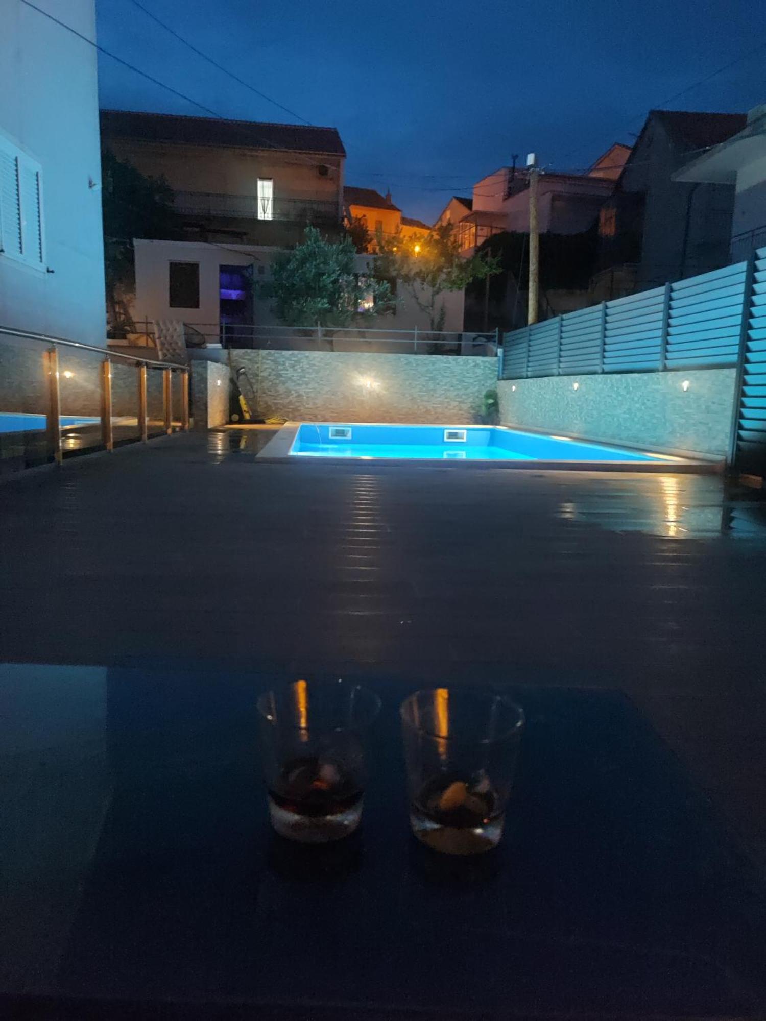 Ferienwohnung Pool Me Up! Šibenik Exterior foto
